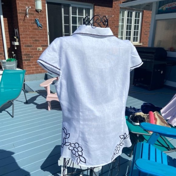 White Linen Flower Embroidered Button Front Blouse EUC UK Size 12 - Picture 4 of 16